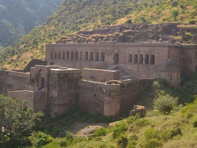 Bhangarh fort