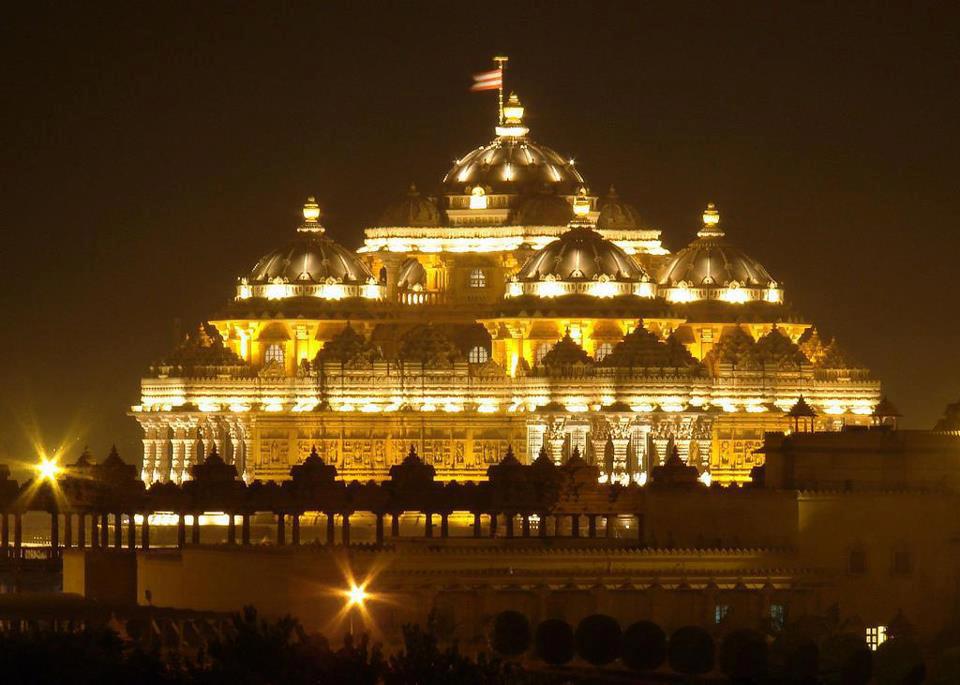 A sublime architectural marvel : Akshardham Temple, Delhi