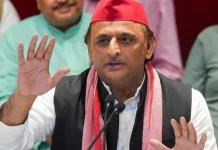 अखिलेश यादव